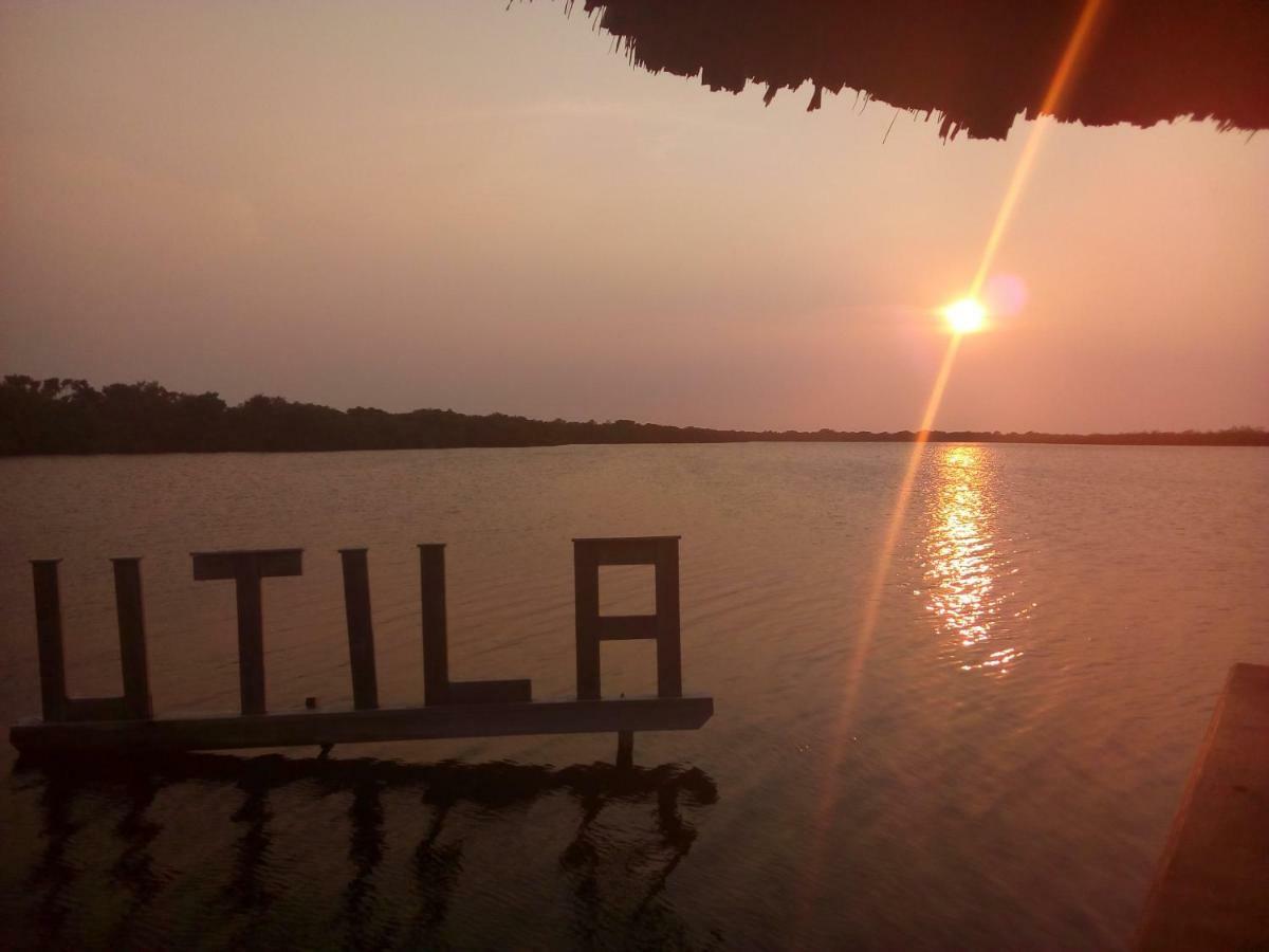 The Venue - Utila Hostel Luaran gambar